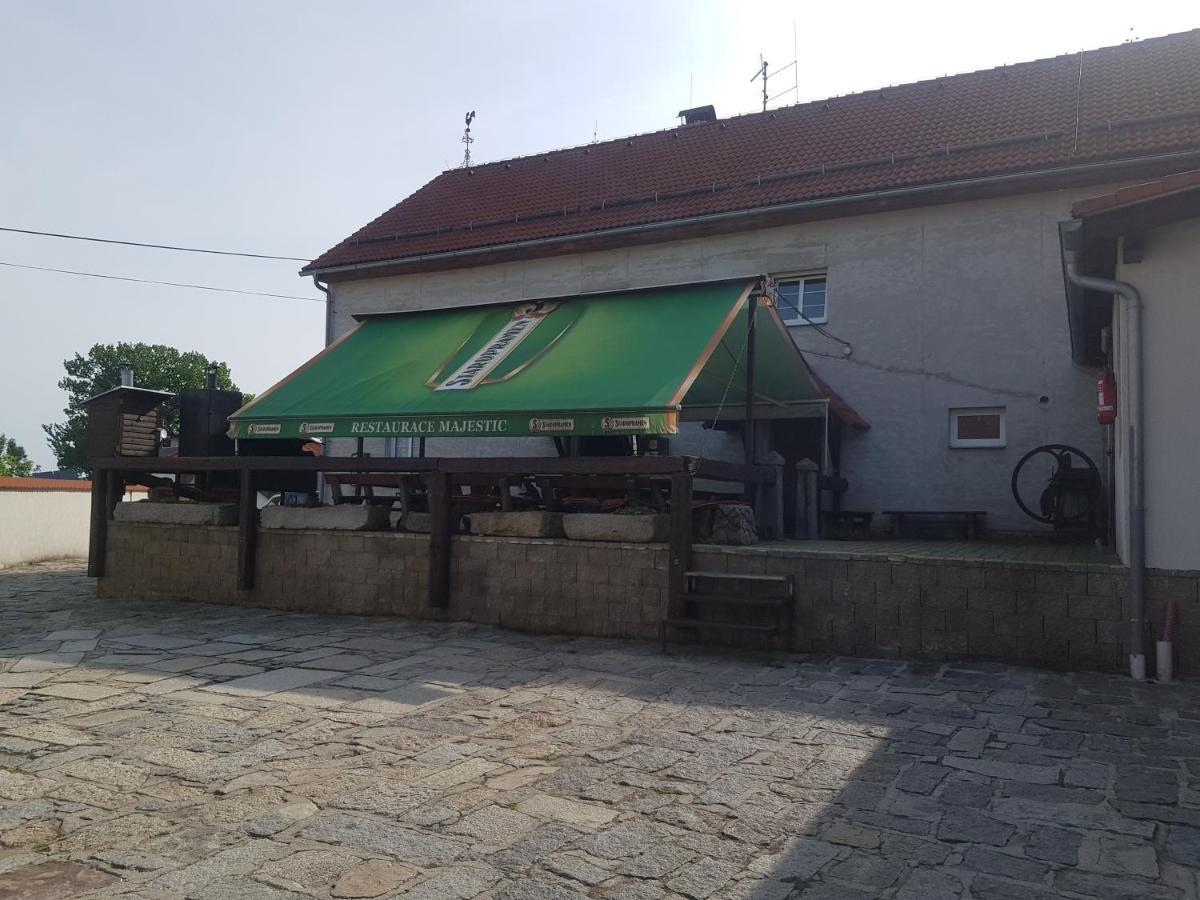 Penzion Na Statku Brezova Brezova  Kültér fotó