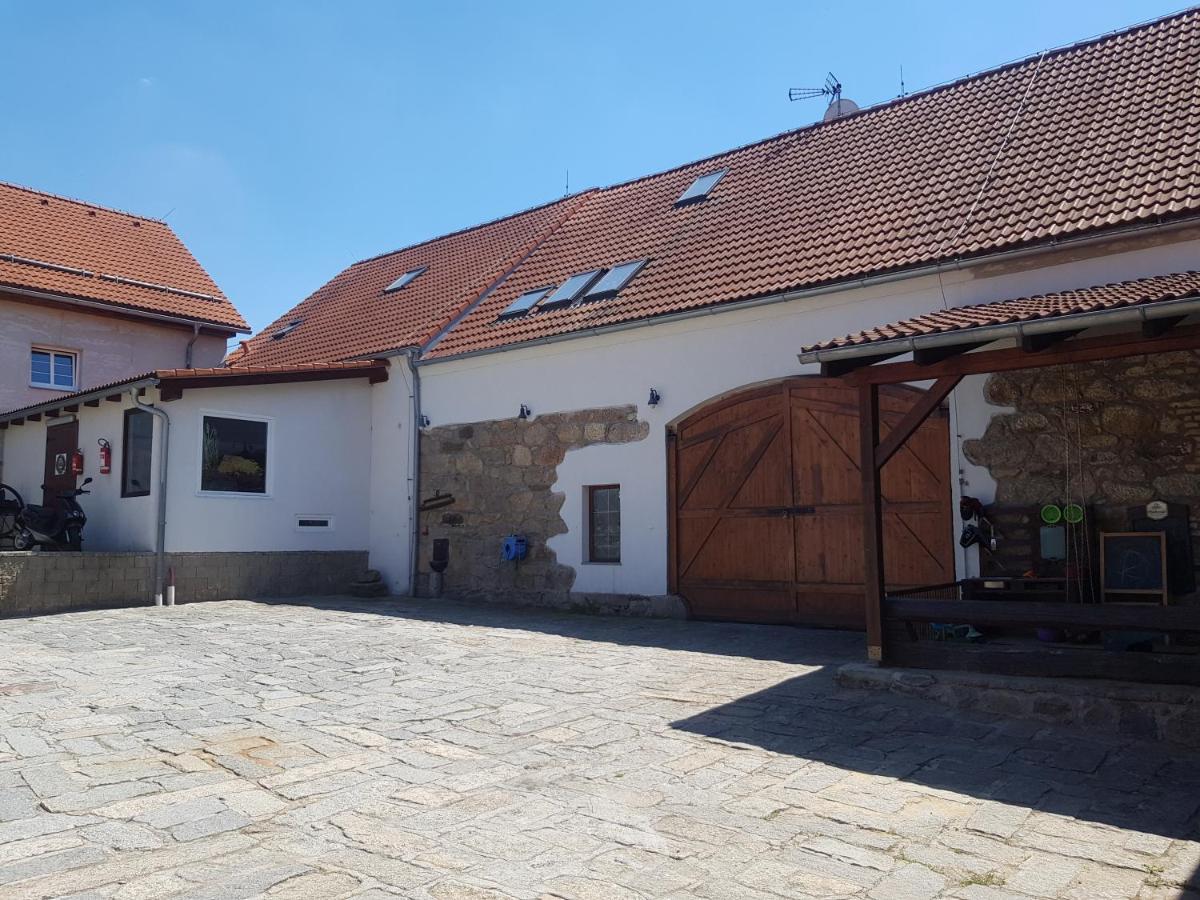 Penzion Na Statku Brezova Brezova  Kültér fotó
